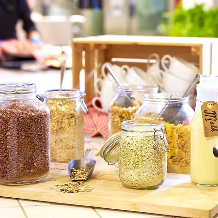 Stayokay Albergue Heemskerk