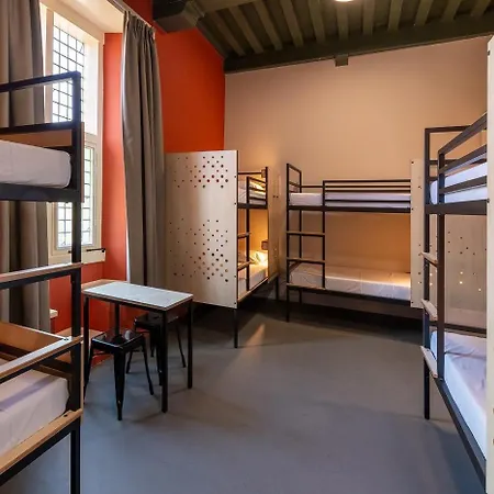 Stayokay - Fully Renovated April 2026 אכסניה היימסקרק